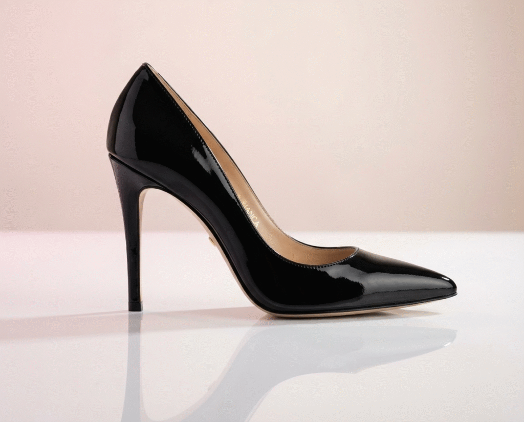Professional_product_photography_of_elegant_black_-1785603662776
