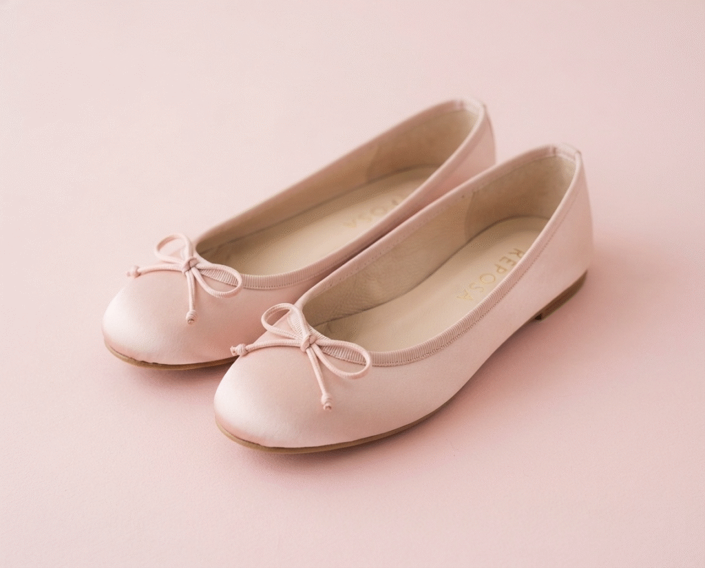 Professional_product_photography_of_soft_blush_pin-1785603684182
